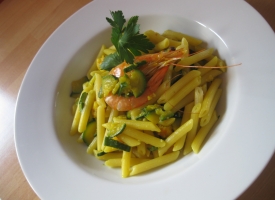 Pasta con zucchine e mazzancolle
