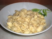 Orecchiette, pecorino e pepe nero