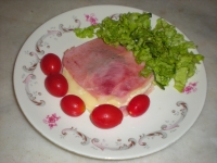 Tomino con menta e prosciutto cotto