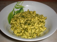 Cavatelli gialli al pesto 