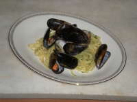 Trenette con zuppa di cozze e vongole veraci